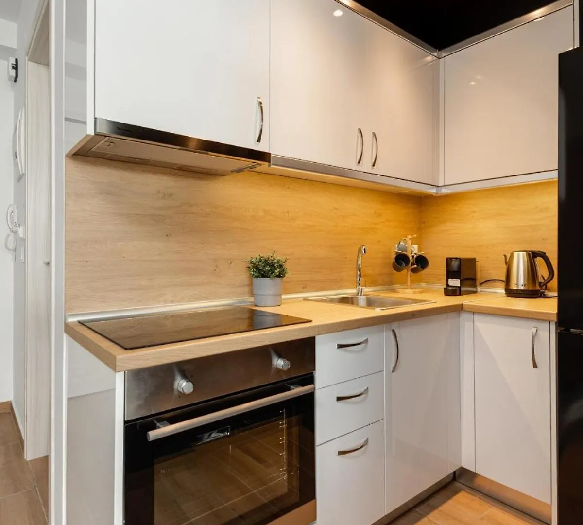 Innovative Fun Modern Apartment In Ladadika Thessaloníki